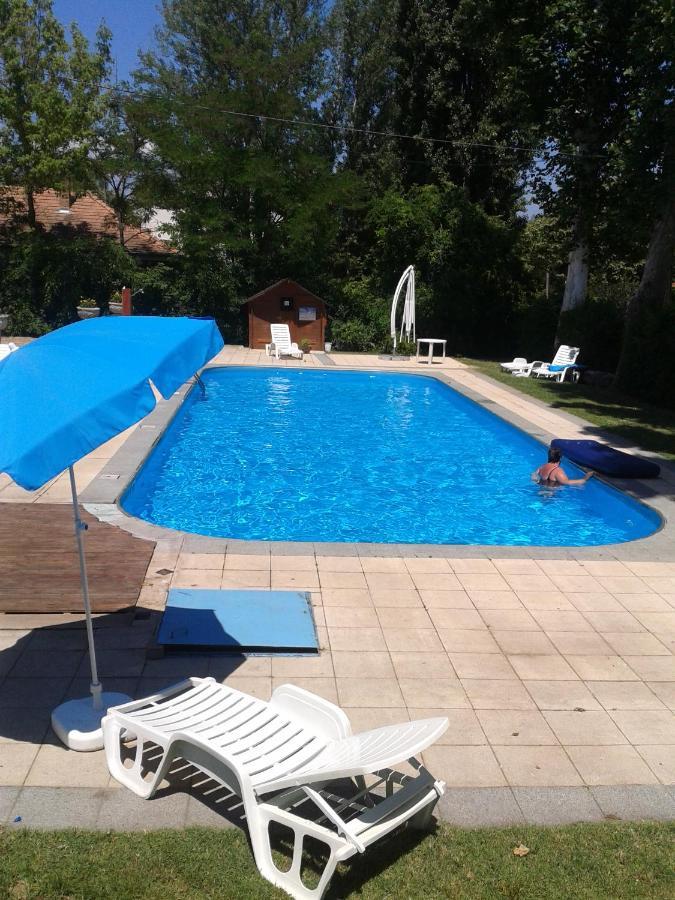 Sommer Panzio Balatonföldvár エクステリア 写真