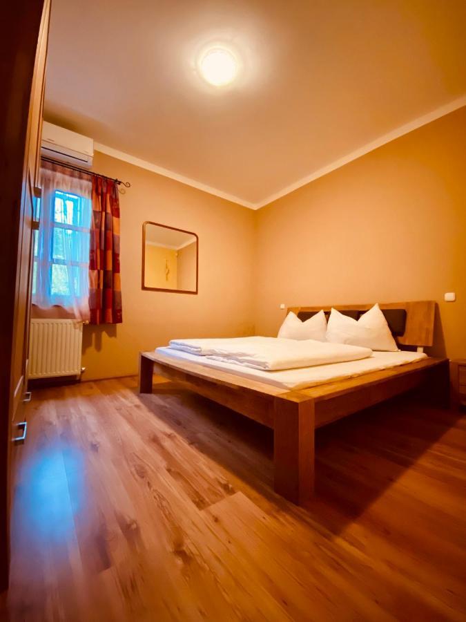 Sommer Panzio Balatonföldvár エクステリア 写真