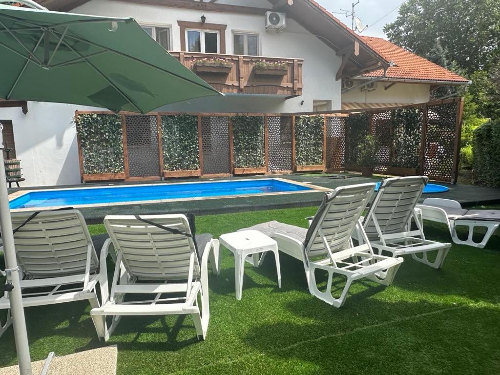 Sommer Panzio Balatonföldvár エクステリア 写真
